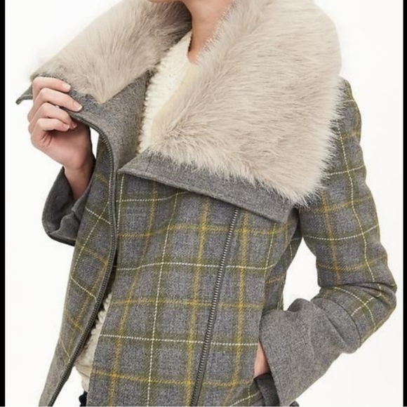 Banana Republic plaid bomber faux fur trim - Picture 1 of 10